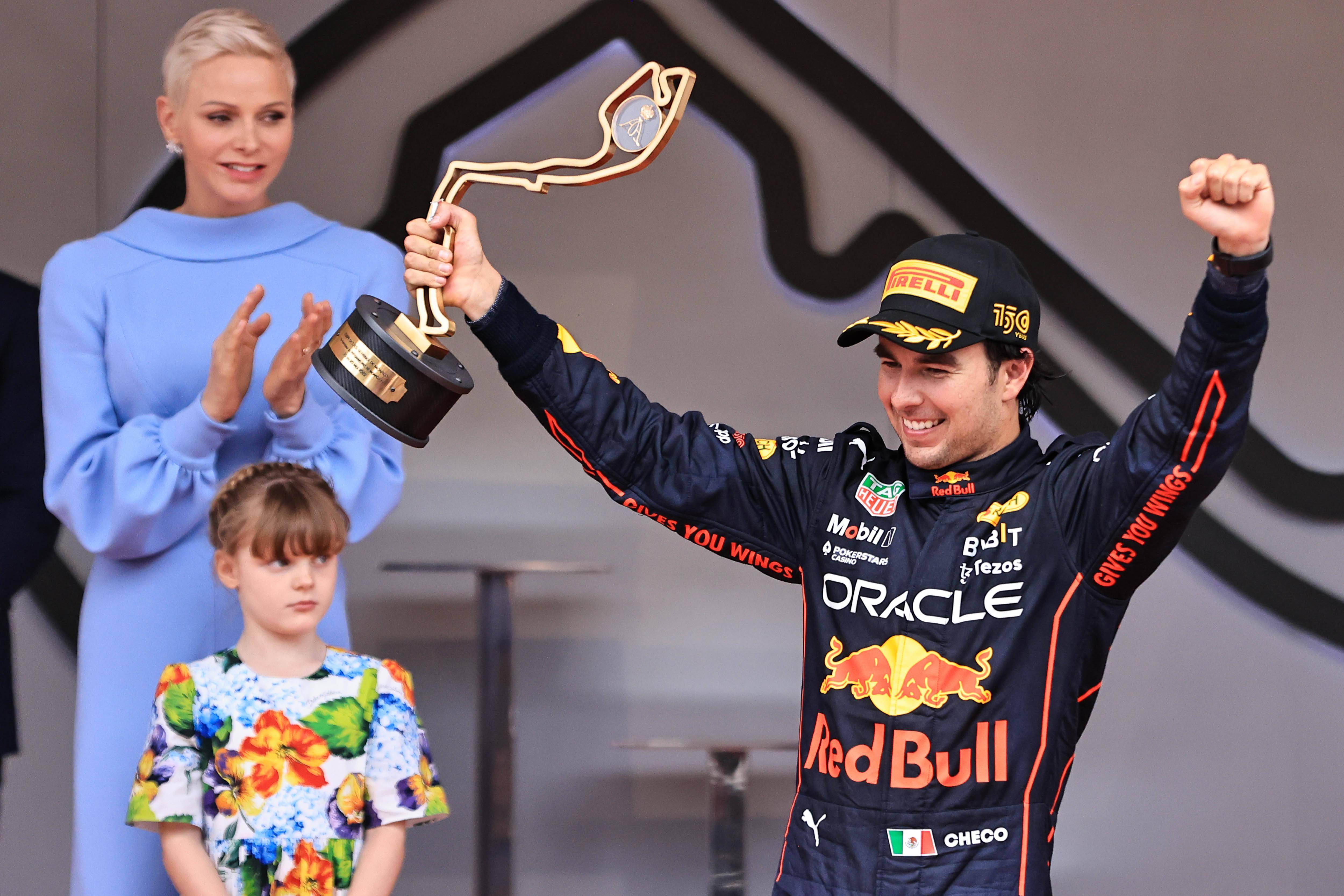 关于赛前摩纳哥备战全明星赛,篮板制胜细节曝光,球迷炸锅,赛程密集仍需轮换的信息-开云 第2张 关于赛前摩纳哥备战全明星赛,篮板制胜细节曝光,球迷炸锅,赛程密集仍需轮换的信息-开云 第2张